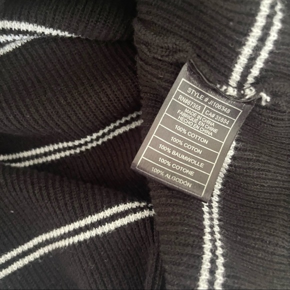 JACK BY BB DAKOTA Black White Eloisa Striped Ruffle Cold Shoulder Sweater Small - Picture 5 of 7